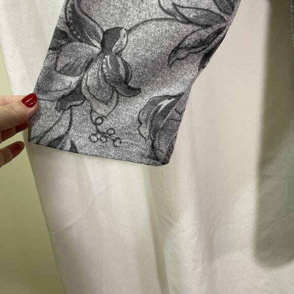 Alfred Dinner 2X One Piece Cardigan Over Connected Tank Grays With Silver Accent - Picture 5 of 8